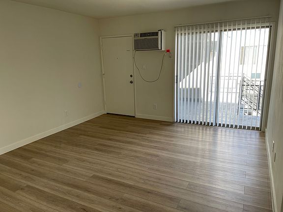 5th image of 16950 Blackhawk St APT 14
