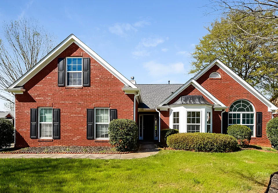 1016 Harbor View Ln