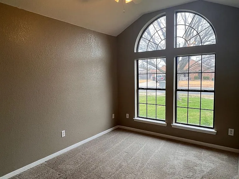 4205 Bluestem Ln — Photo 16