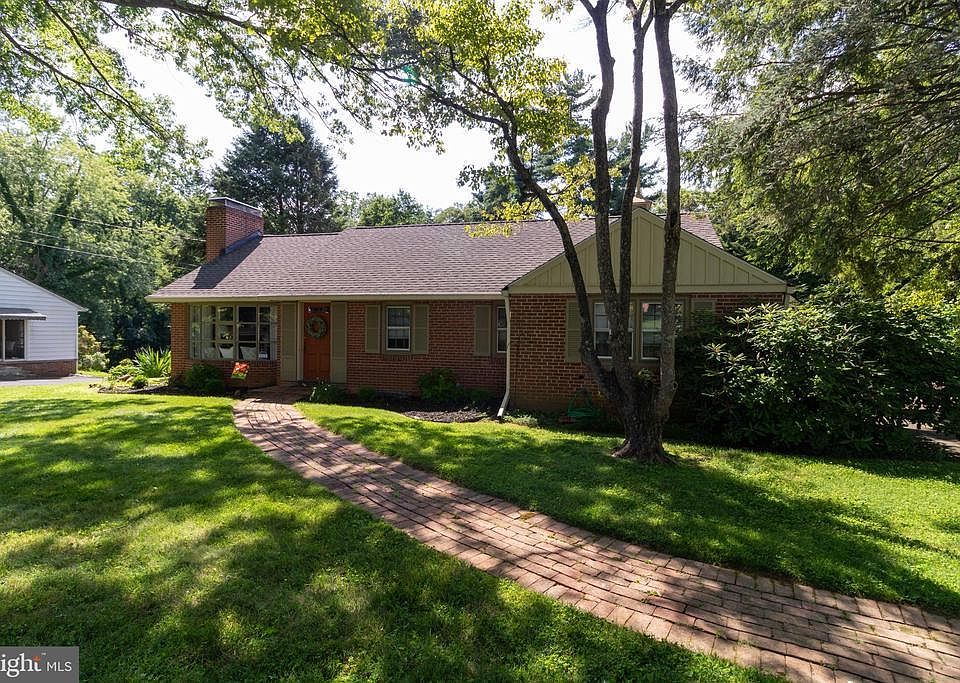 1st image of 2304 Marlyn Dr