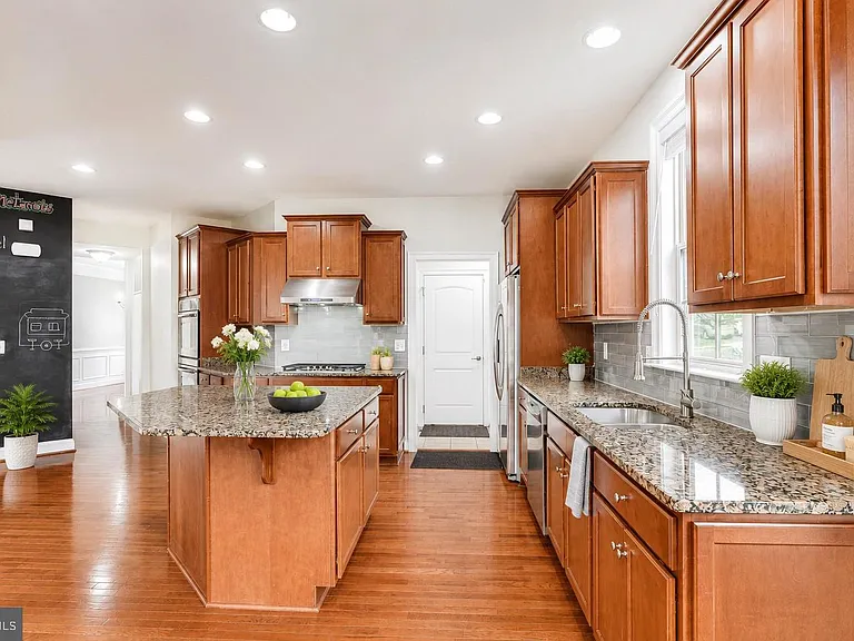 42695 Macauley Pl — Photo 6