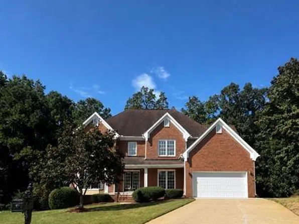 35 Parkview Trace Pass SW, Lilburn, GA 30047