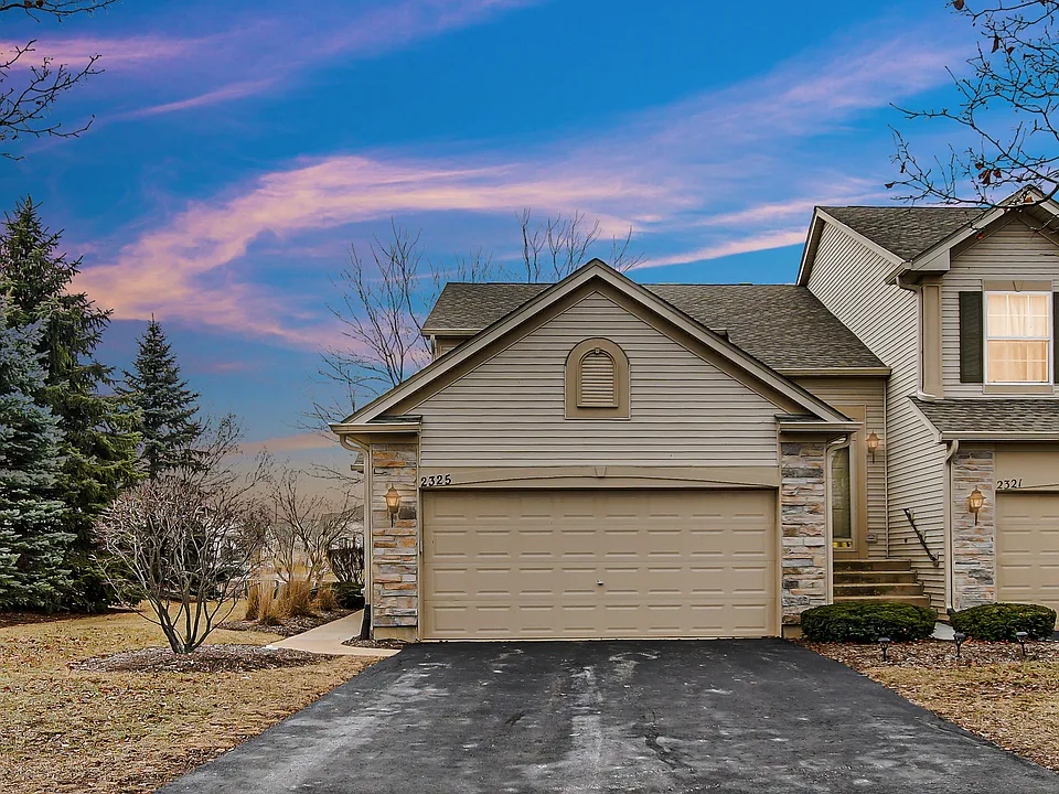 2325 Summerlin Dr