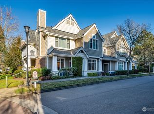 1424 Huckleberry Cir #1424, Issaquah, WA