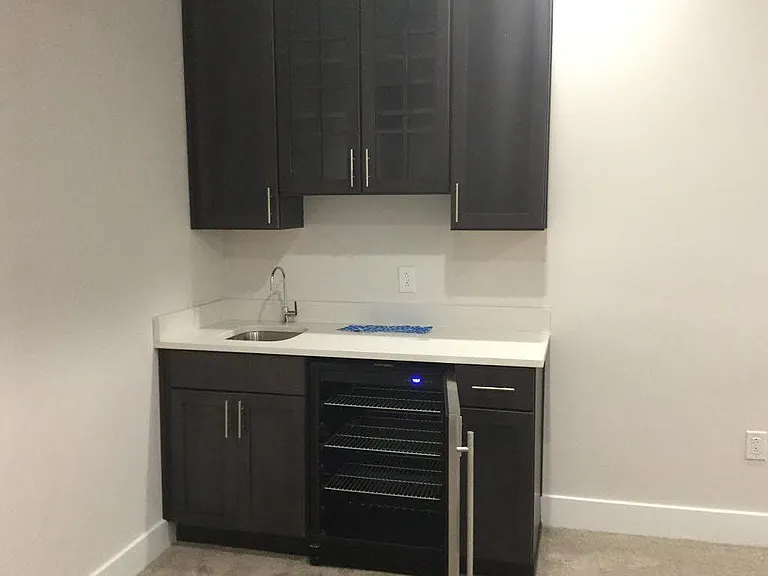 4th Bonus Room w/ Service Bar and Cooler