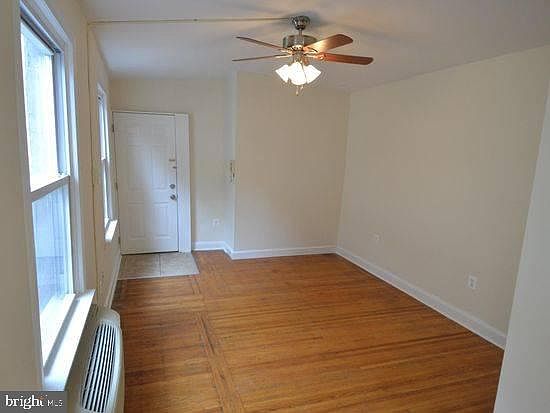 5th image of 326 S 16th St Floor 2