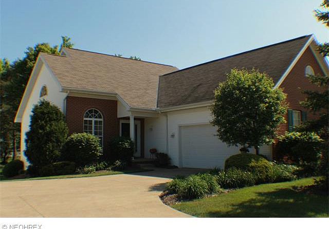 1st image of 720 Elmwood Point