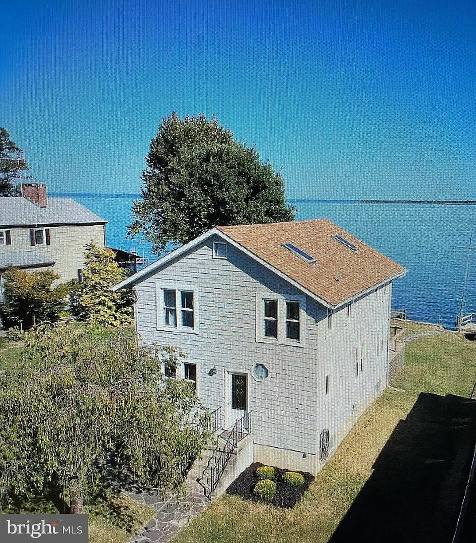 3 bed, 1536 sqft, $3,300 — Photo 1