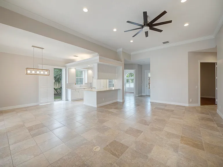 11378 SW Rockingham Dr — Photo 5