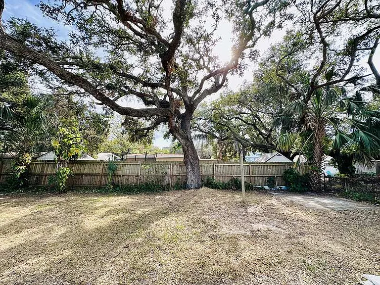 2928 W Elrod Ave — Photo 37