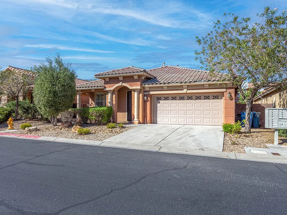 9122 Sendero Ave