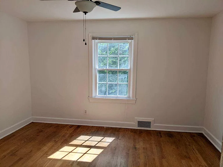 3338 Robin Rd #3 — Photo 16