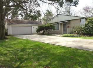 816 W South St, Clinton, IL 61727