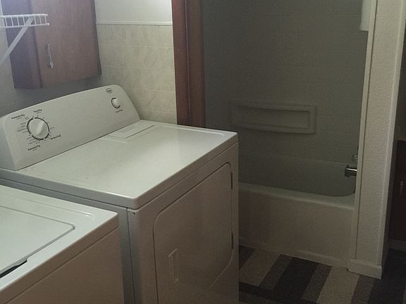 3rd image of 303 E Short St #1-2
