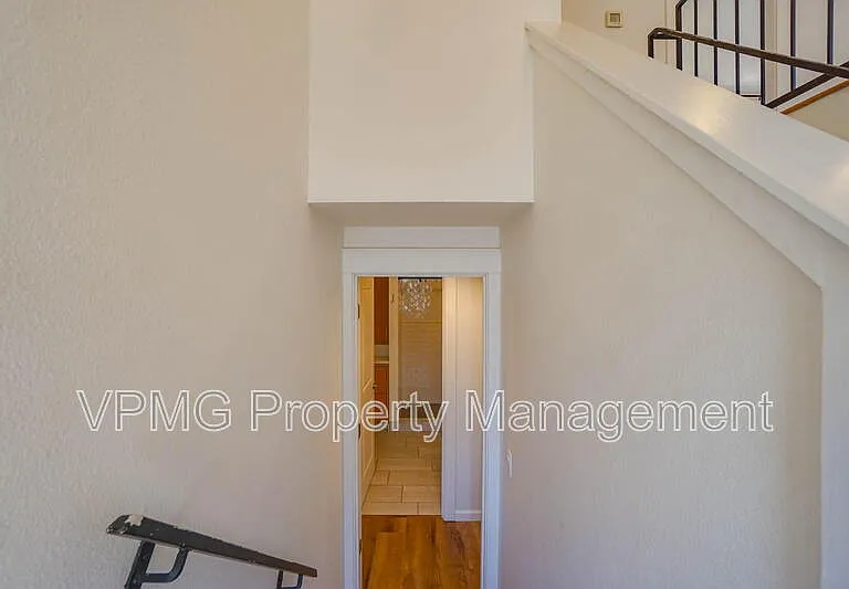 1708 NW 104th St — Photo 25