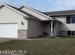 4917 Lionhart Dr NW, Rochester, MN 55901