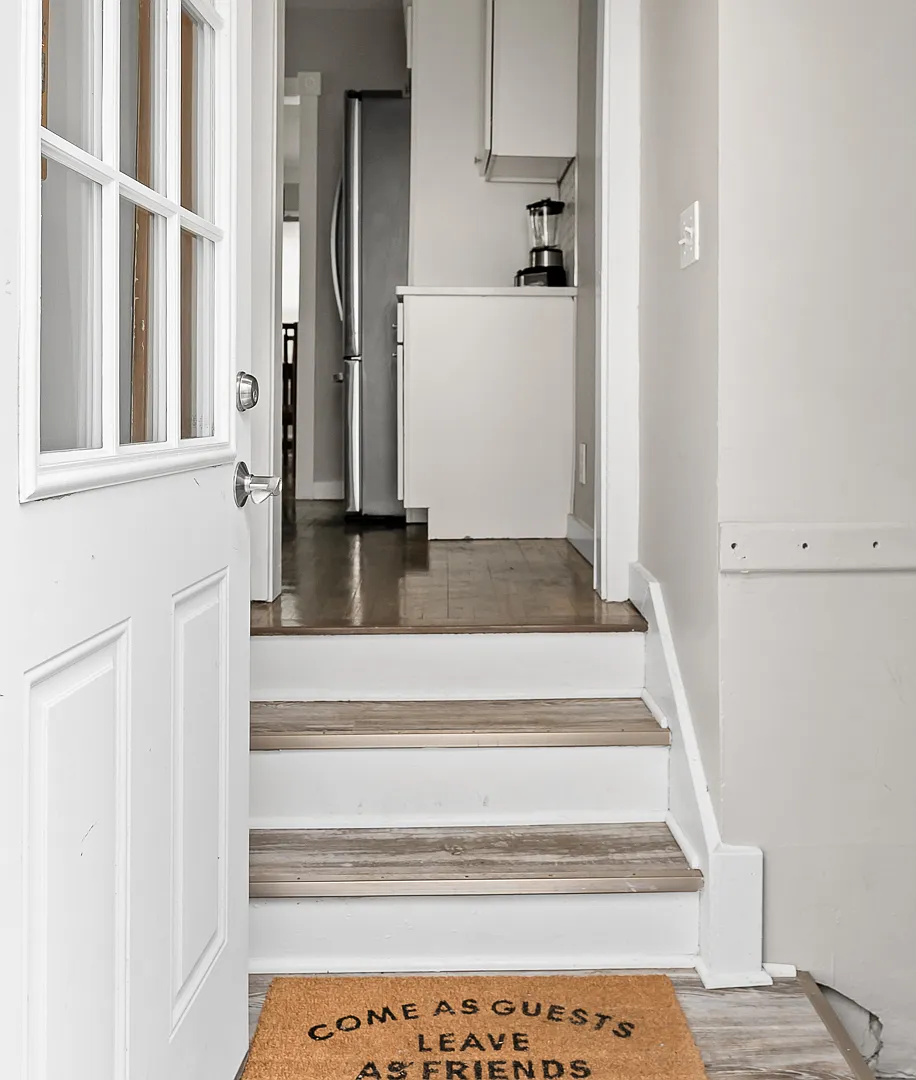 3 bed, 1352 sqft, $1,600 — Photo 1