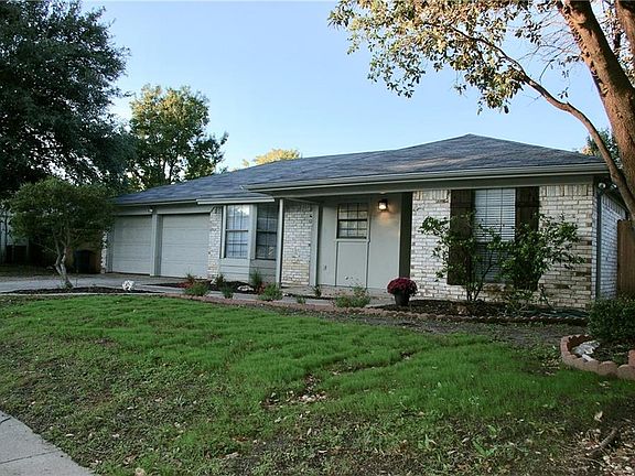 2nd image of 8101 Emerald Hills Way