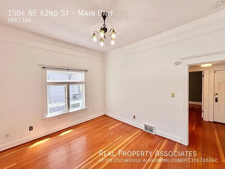 1504 NE 62nd St #MAIN — Photo 25