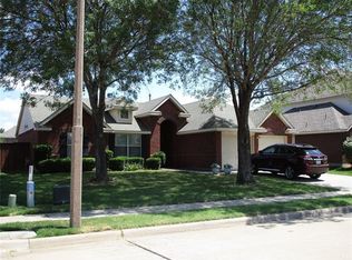 2517 Pinto Dr, Denton, TX 76210