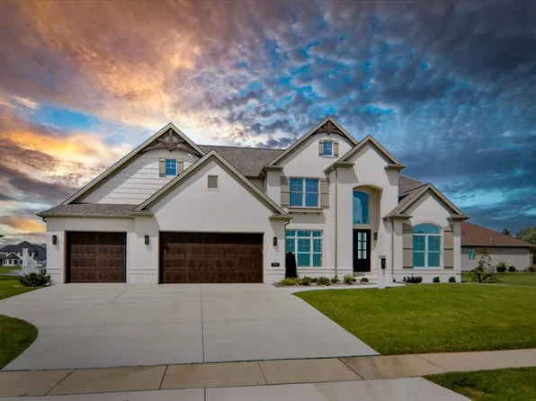 604 Cayman Way, Savoy, IL 61874