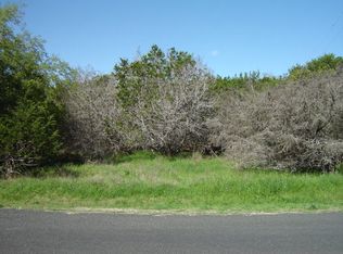 318 Secret Valley Dr, Kerrville, TX 78028