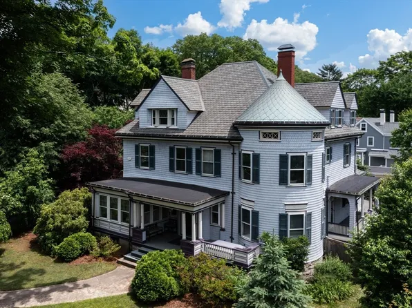 536 Walnut St, Newton, MA 02460