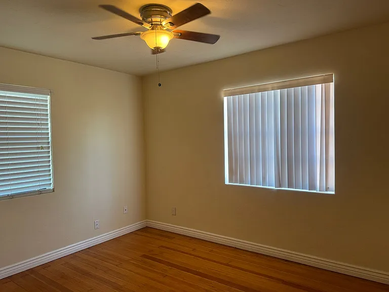 902 S Fremont Ave — Photo 30
