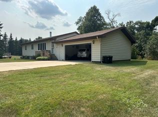 4100 38th St SE, Minot, ND 58701