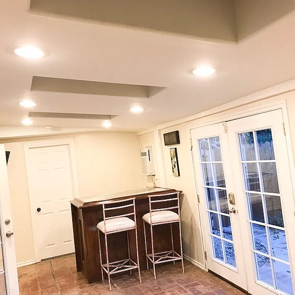 10420 Louise Ave — Photo 12