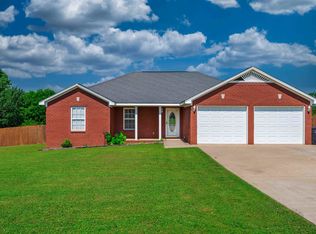197 Belview Dr, Killen, AL 35645