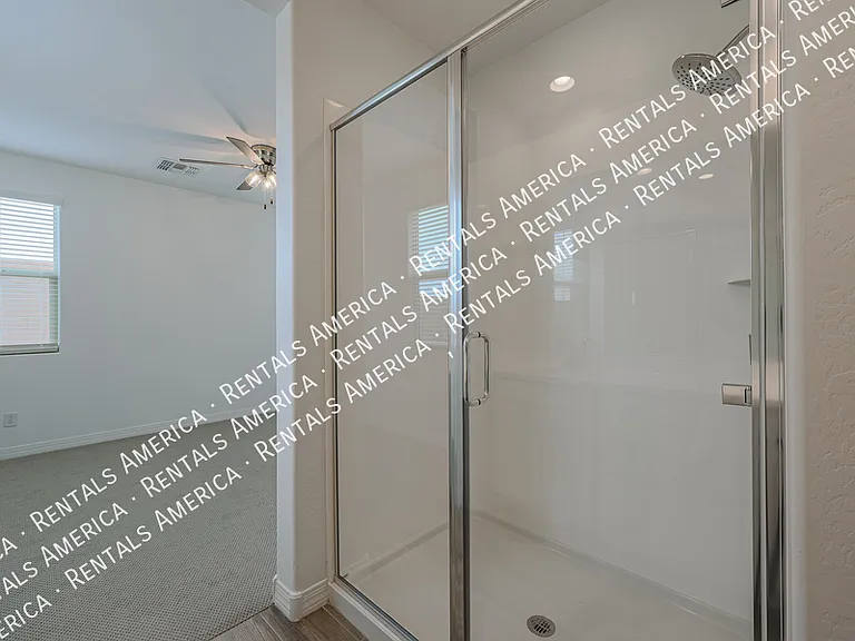 5938 N 90th Dr — Photo 18