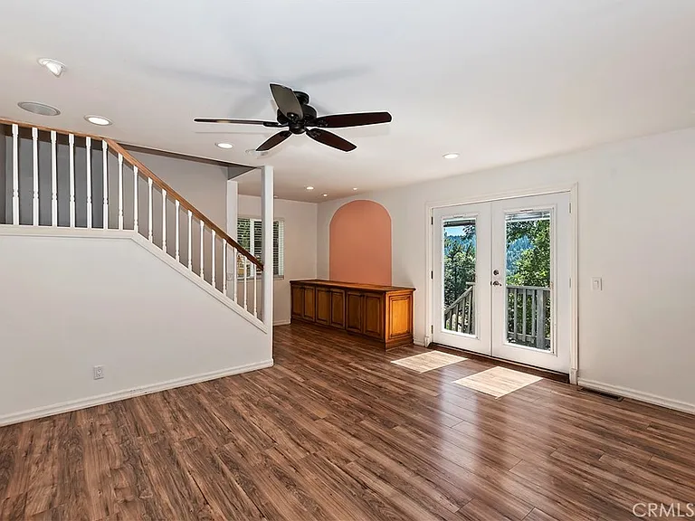 21510 Crest Forest Dr — Photo 17