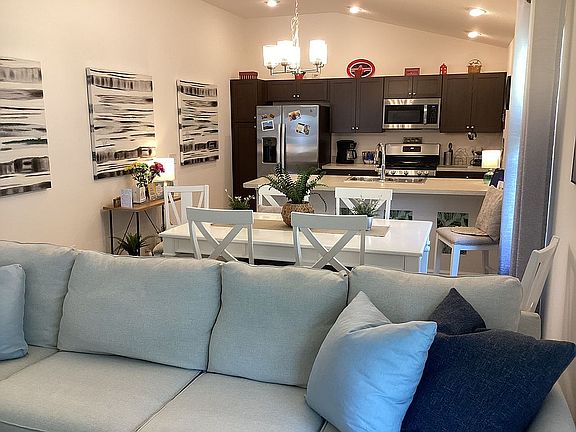 3rd image of 6647 Geiger Ln