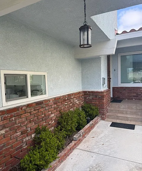 307 Avenue G — Photo 1