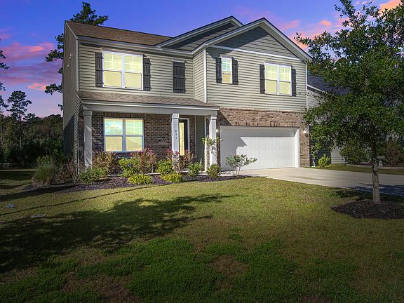 3rd image of 439 Zenith Blvd