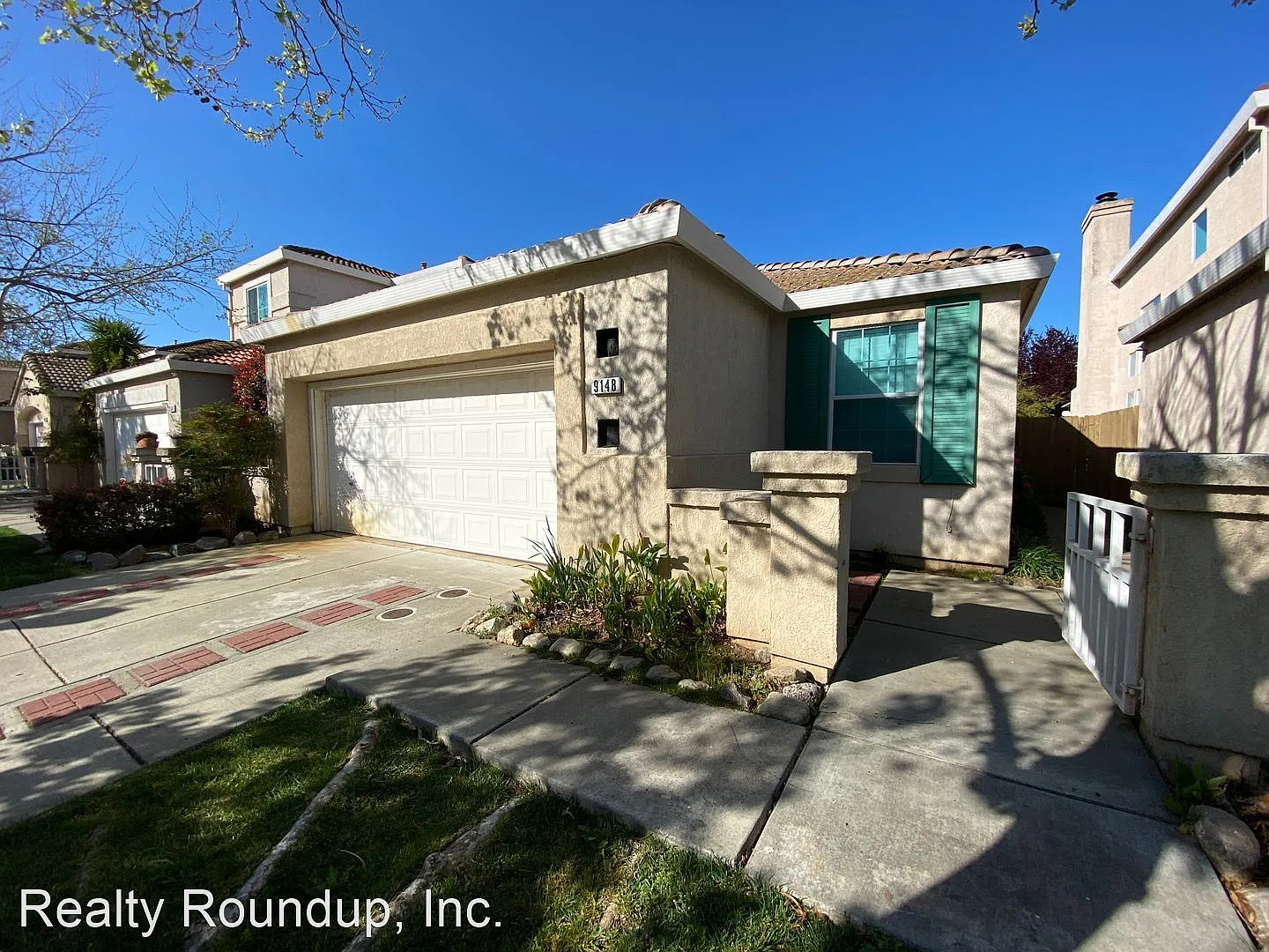 9148 W Laguna Way photo 1