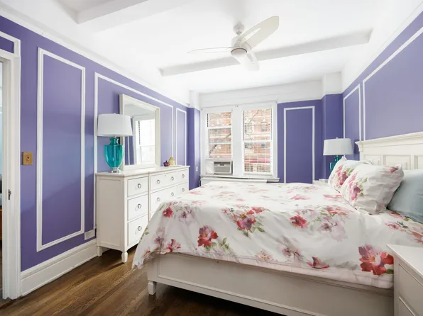 269 West 72nd Street image 3 of 7