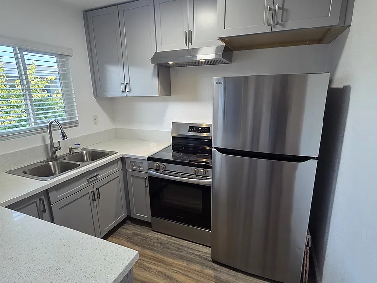 13112 Carriage Rd #15 — Photo 9