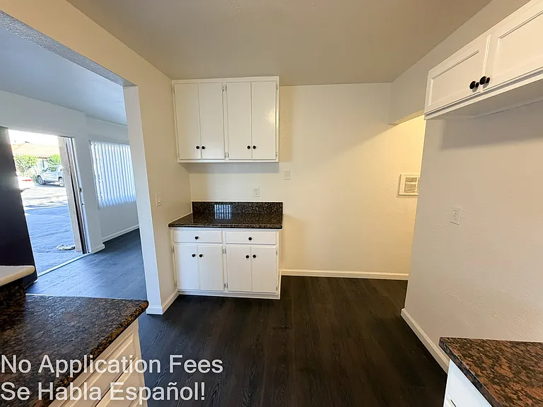 1322 N Maine Ave #1322 — Photo 12