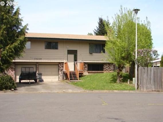 1st image of 14906 NE 32nd Cir