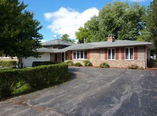 3106 E Solon Rd, Richmond, IL 60071