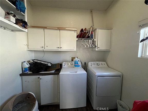 4th image of 4901 Green River Rd #40