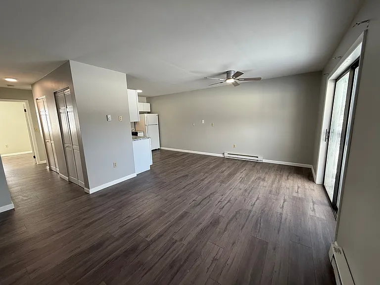 480 E Elder Rd #3 — Photo 4
