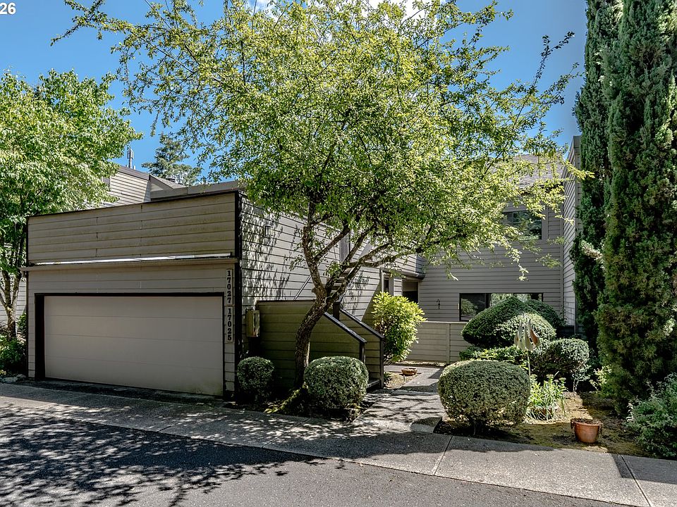 1st image of 17027 SW Versailles Ln