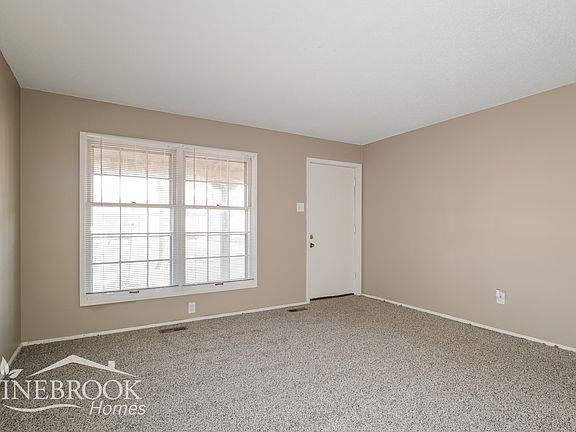 4th image of 11815 El Camara Dr