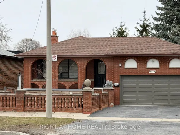 1033 Islington Ave, Toronto, ON M8Z 4R3