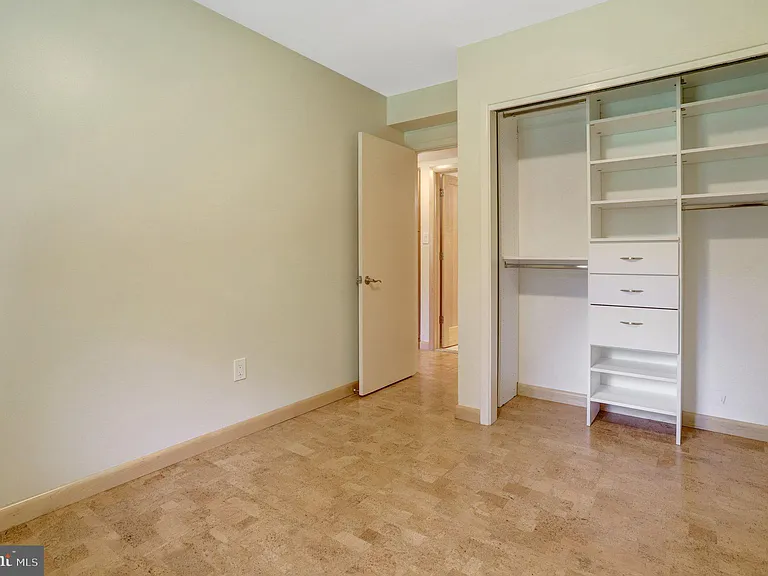 6030 Berwynd Rd — Photo 49