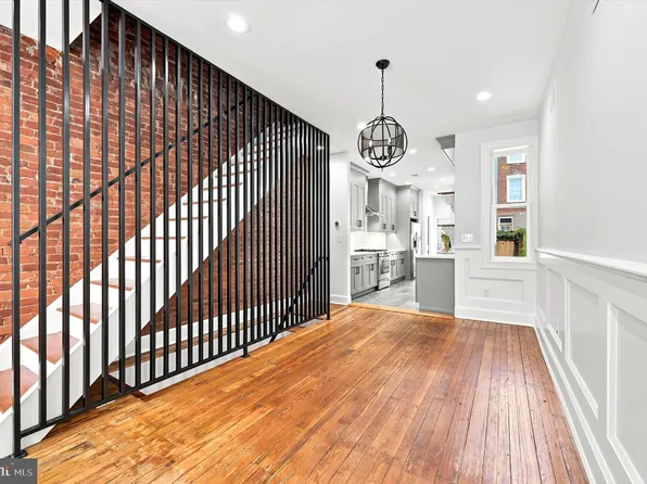 2337 E Fletcher St, Philadelphia, PA 19125