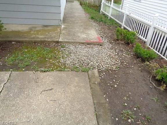 5th image of 25377 Fawn Dr